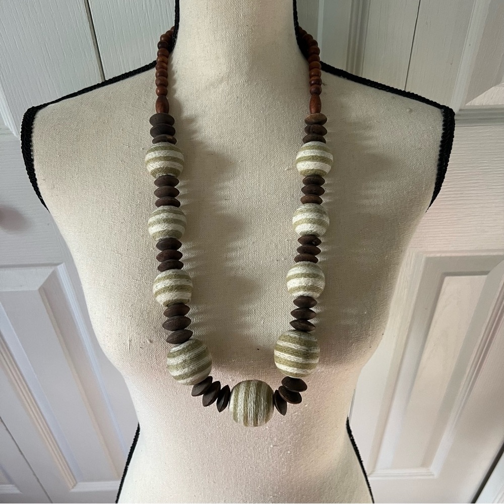 Boho Vintage Striped Chunky Wood Beaded Necklace